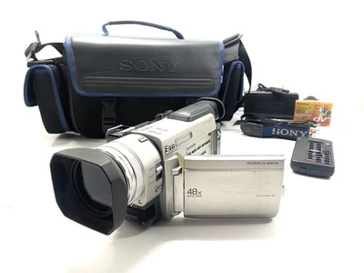 SONY DCR-TRV900E Mini DV Tape Digital Video Camera HANDYCAM Complete Set VX1000 - Image 1 of 4