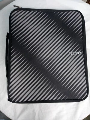 Carpeta Five Star Trapper Keeper con mango archivo expandible de 5 pestañas negra y plateada Foto 1 de 4
