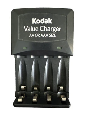 Genuine Kodak Value Charger AA / AAA Battery Charger Model K620 - Image 1 of 4