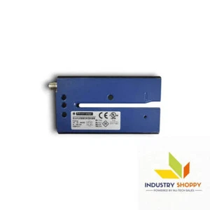 Sensor de etiqueta ultrasónico Telemacanique XUVU06M3KSNM8 - Imagen 1 de 4