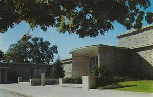 Postcard Iowa Des Moines Art Center Greenwood Park Architect: Eliel Saarinen 50s - Picture 1 of 1