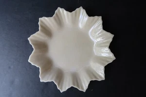 Vtg Irish Belleek Ruffled Edge Star Trinket Nut Candy Dish Black 3rd Mark - Picture 1 of 17