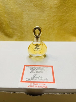 First Van Cleef & Arpels Paris Eau De Parfum Mini 5 ml 0,17 fl oz De colección Tamaño de Viaje Foto 1 de 4
