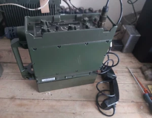 Ejército Militar Marconi Cimitarra V FM VHF Radio Manpack - Imagen 1 de 4