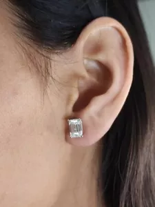 18Kt Gold 4 Ct Emerald Cut Lab Grown Diamond Studs Earrings - Picture 1 of 8