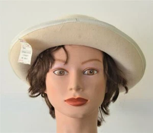Vintage 100 % Wollfilz beige Farbe Blumen Damenhut Größe 7 - Bild 1 von 2