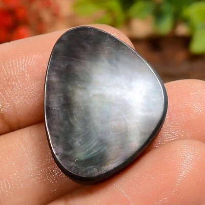 Authentic Mother Of Pearl Fancy Shape Cabochon Loose Gemstone 25 Ct. 25X19X6 mm - Image 1 of 4