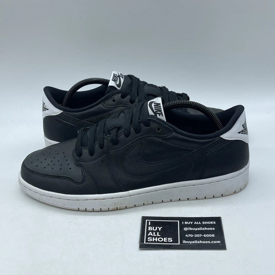 Talla 9.5 - Air Jordan 1 Retro OG Low Cyber Monday (705329-010) Foto 1 de 4