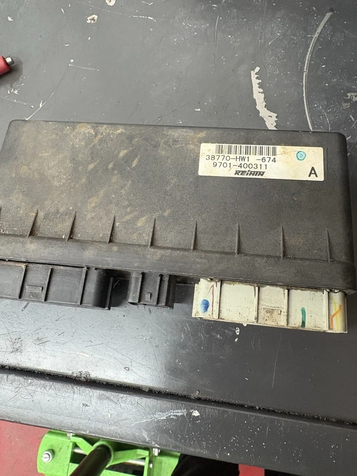 GENUINO HONDA OEM 2002-2003 AQUATRAX R-12X TURBO ECU UNIDAD ECM 38770-HW1-674 Foto 1 de 4