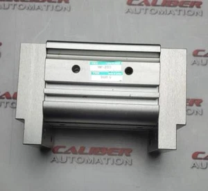 Pinza neumática manual paralela CKD HMF-20CS (NUEVA) - Imagen 1 de 6