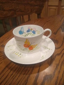 Mariposa Vera For Mikasa Butterfly Bone China Cup & Saucer Narumi Japan - Picture 1 of 6