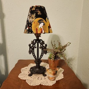 Vintage Cast Iron Lamp Base with Oriental Geisha Fabric Clip-On Lamp Shade - Picture 1 of 13