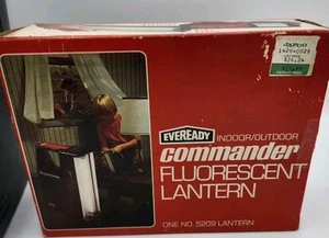 Eveready Commander Fluorescent Indoor-Outdoor Lantern # 5209 Camping VTG - Picture 1 of 4