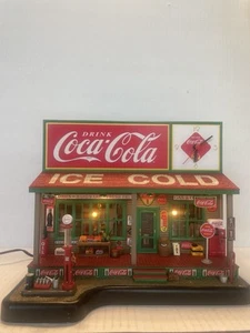 DANBURY MINT COCA-COLA COUNTRY STORE CLOCK DIORAMA - Picture 1 of 4