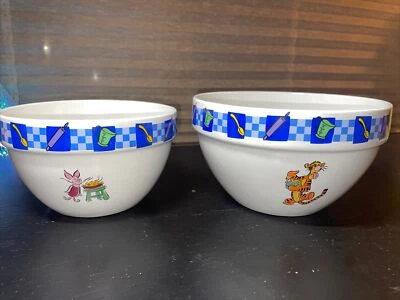 Conjunto de 2 tigelas de aninhamento vintage Disney artesanato tesouro tigre e leitão - Imagem 1 de 4