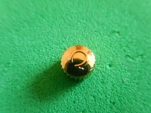 OMEGA AUFZUGSKRONE GELBGOLD PLATTE CROWN Ø 4,55 mm STAB 0,9 Thick 2,6 - Bild 1 von 4
