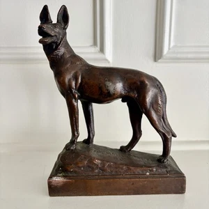 "Antigua estatua de perro pastor alemán de bronce fundido original firmada por Paul Herzel de 8,5""" - Imagen 1 de 8