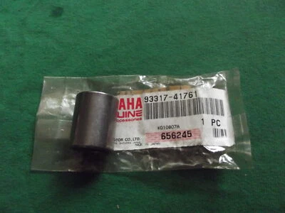 Cojinete de brazo oscilante Yamaha V Star 950 V Star 1100 V Star 1300 93317-41761 Nuevo de Lote Antiguo Foto 1 de 2