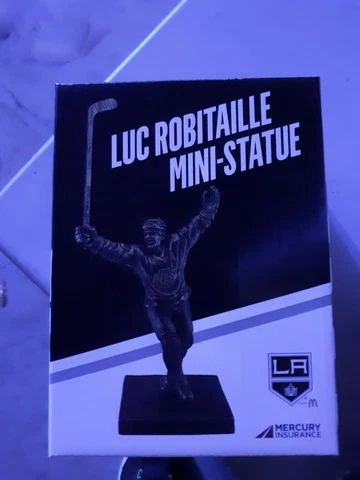 SGA LA Kings Luc Robitaille Mini Statue Bobblehead Cover