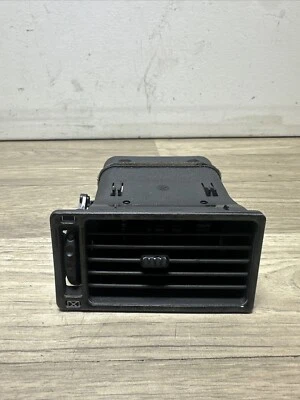 Chrysler Crossfire 2004-2008 tablero lateral derecho pasajero aire acondicionado moldura de ventilación OEM  Foto 1 de 4