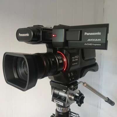 Panasonic AG-AC8P AVCCAM MOVIE MAKER BUNDLE - Image 1 of 4
