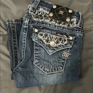 Miss Me Sequined Horseshoe Bootcut Jean Size 12 - Picture 1 of 9