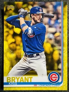 2019 Topps Walgreens Yellow Kris Bryant #210 - Picture 1 of 2