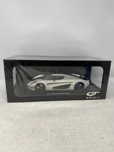 2023 Koenigsegg Regera White in 1:18 scale by GT Spirit - Picture 1 of 7