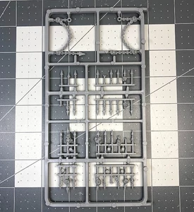 40K CHAIN TROPHY SPIKE RACK Chaos Space Marine Vehicle Accessory bitz sprue RR25 - Picture 1 of 2