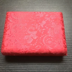Vintage 1960er Rechteck Rot Brokat Schmuck Schmuck Medaille Box 4,25" L x3,25" B - Bild 1 von 4