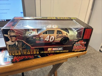Racing Champions Diecast 1:24 - Sterling Marlon #40 John Wayne - Edición 11 (1999)  Foto 1 de 4