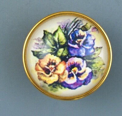 LARGE PICTURE BUTTON UNDER CRYSTAL DOME - PANSIES - Image 1 of 3