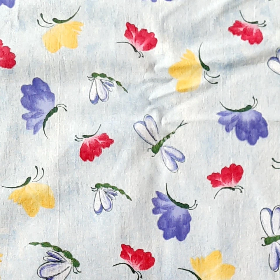 Tela Daisy Kingdom VALLA PIQUETE DE DONNA MARIPOSAS GRANDES 44" x 4 yardas Foto 1 de 4