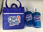 Zwei (2) Chips Ahoy! Blaue Plastiktassen mit Strohhalmen & weicher Mittagstasche kostenloser Versand