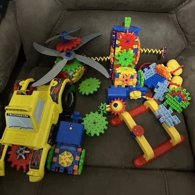 Techno Gears Bionic Parts & Pieces Lot Educational  The Learning Journey - Image 1 of 4