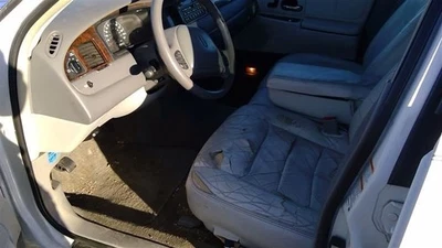 Driver Tail Light Quarter Panel Mounted Fits 98-02 LINCOLN & TOWN CAR 1822040 - Image 1 of 4