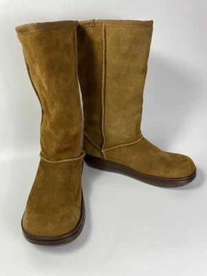 Botas de gamuza Rocket Dog Sugar Daddy talla 8,5 botas de invierno forradas de piel de oveja Foto 1 de 4