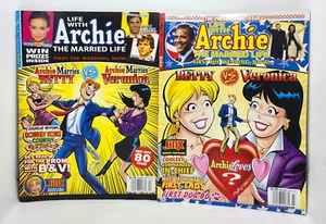 LIFE WITH ARCHIE THE MARRIED LIFE COMIC MAGAZINES #7 MARCH 2011 & #8 APRIL 2011 - Picture 1 of 7