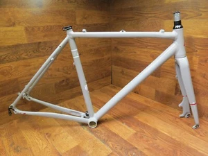 NOS FUJI DISC BRAKE CYCLOCROSS GRAVEL BIKE FRAME SET M 54 - Picture 1 of 14