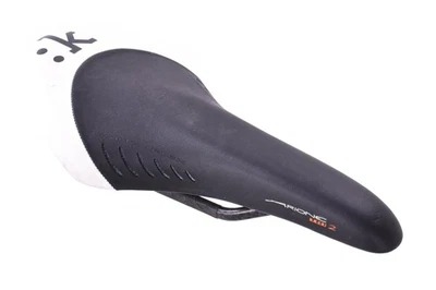 Sillín de riel de carbono Fizik Arione Tri 2 usado negro/blanco contrarreloj/triatlón Foto 1 de 4