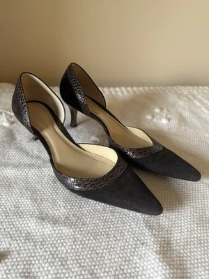 Ann Taylor платье туфли женщин размер 8 коричневый замшевый котенок каблук насосы кожи - Изображение 1 из 4