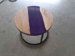 Mesa de resina epoxi mesa auxiliar en roble macizo diámetro 75 cm - Imagen 1 de 2