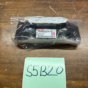 Whelen Directional Reflector Mini Max 02-0340362-00K - Picture 1 of 3