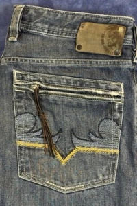 DIESEL HOT AUTHENTIC ITALY Men's YARIK STRAIGHT Denim Jeans 30x30 - Picture 1 of 23