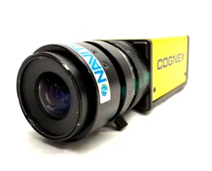 COGNEX ISM1100-01 825-0185-1R C BW Industrial Camera w/ Navitar 1.4/4.5mm Lens - Picture 1 of 6