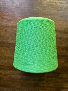 980g 70% Mercerized Wool 30% Cotton 2/48nm Yarn Cone Green Unbranded - Picture 1 of 10