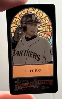 2025 Topps Allen & Ginter - Ichiro #370 Vitral Mini SSP Mariners/25 Foto 1 de 3