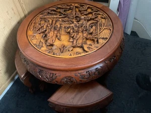 Beautiful vintage Oriental Carved Coffee Table with glass top and 4 stools - Picture 1 of 8