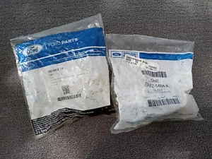 2013-19 Ford Explorer Front Sway Bar BUSHINGS DA8Z-5484-A,B, Right/Left - Picture 1 of 9