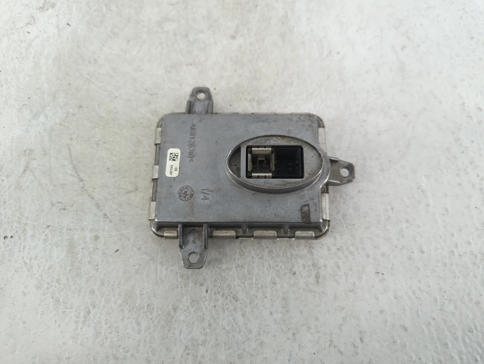 Faro de lastre para BMW 328i 2012-2016 FXU92 Foto 1 de 4